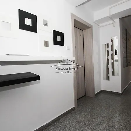 Agora