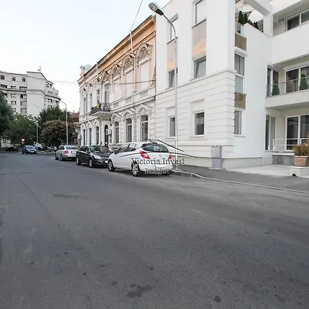Agora